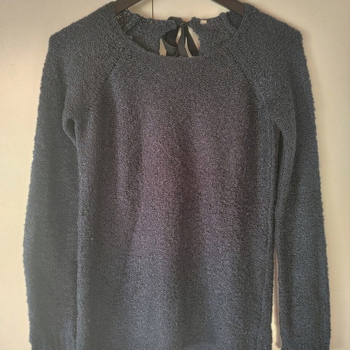 Knitted purple sweater used, size M