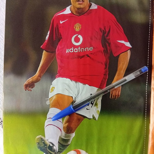 Match Football Magazine used, issue 11-17/10/2005 with Newcastle poster