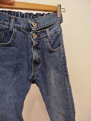 Children's jeans like new, size 8-9, blue