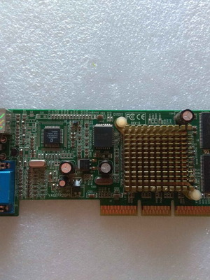 XFX GF2 MX400 64MB SDRAM 64bit AGPx4 безшумен графичен адаптер употребяван