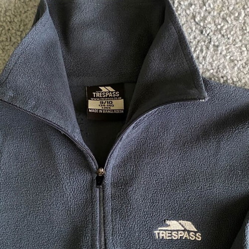 Trespass fleece jacket for boys 9-10 years like new, grey and black