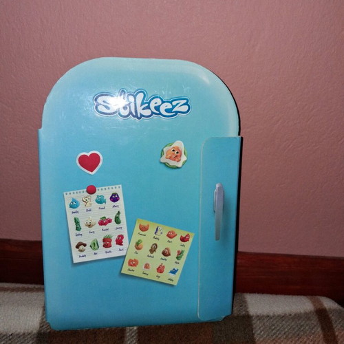 Stikeez Fridge collectible toy used from Lidl Fresh Friends collection