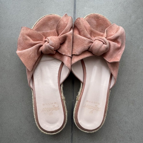 Mairiboo for Envie suede slippers with oversized bow, dusty pink