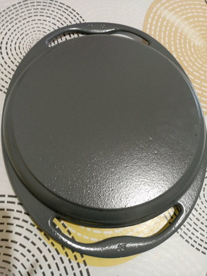 Le Creuset cast iron grill 26 cm like new