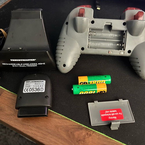 Thrustmaster wireless gamepad used 2 in 1 dual trigger for PlayStation PS1 and PC