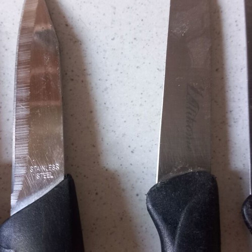 Various knives used, pack of 16 pieces