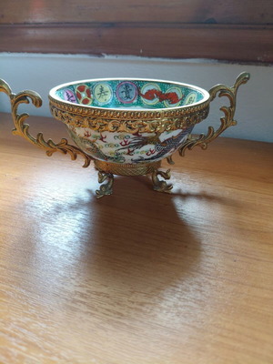 Vintage Chinese porcelain decorative bowl with brass base Qianlong style