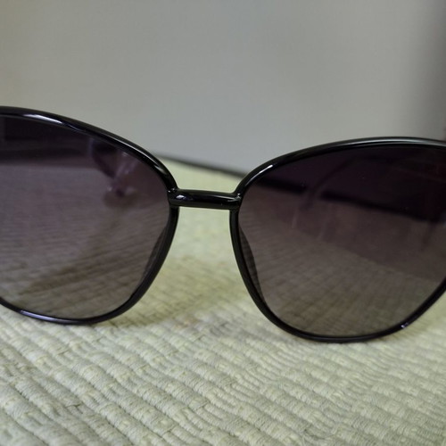 Calvin Klein sunglasses new, model CKJ21626S, butterfly frame