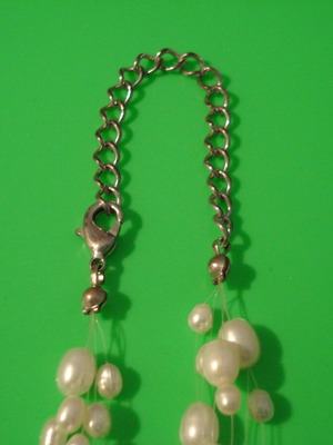 Pearl necklace used