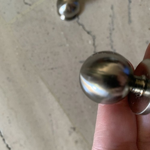 Door knobs set of 8, 3 with screws