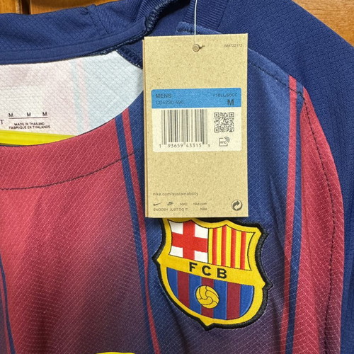 Nike Barcelona Medium Shirt new with tags, blue and red