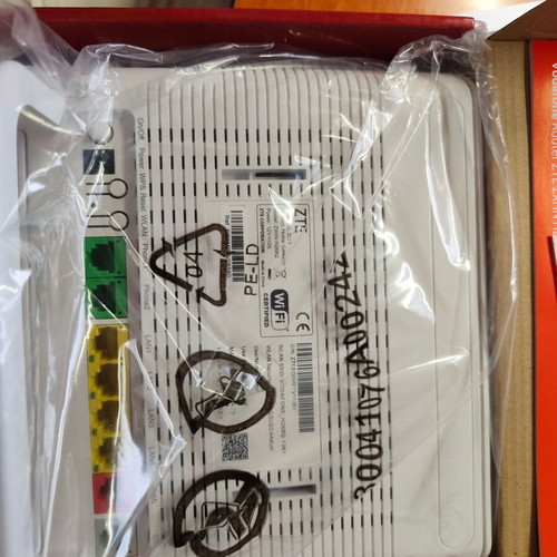 Modem Router ZTE ZXHN H268Q Vodafone new, sealed