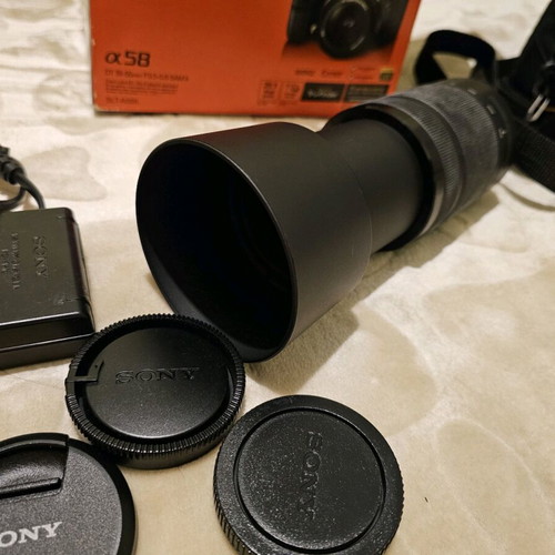Sony a58 DSLR camera like new with 18-55 and 55-300 lenses