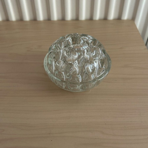 Vintage flower frog