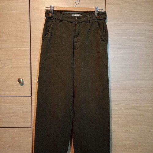 Zara dark olive green pants like new