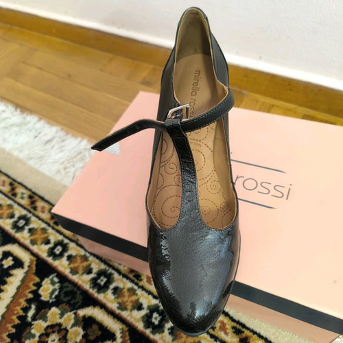 Mirella Rossi Mary Jane style brown pumps size 39 new