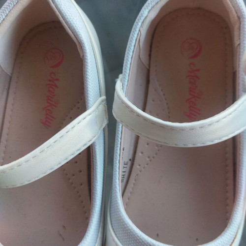 Ballerina shoes like new, white, size 29