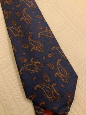 Erredieci tie 100% silk in excellent condition