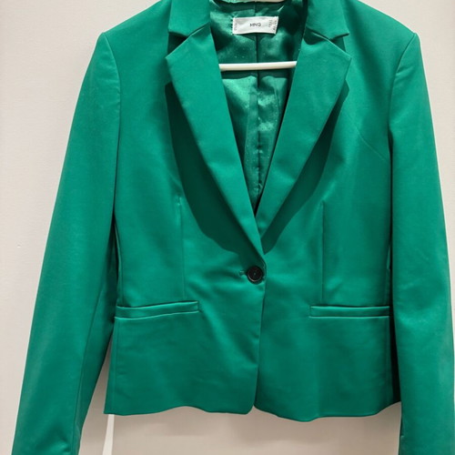 Short Mango blazer emerald color new size large