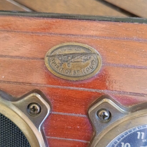 Spirit of St. Louis Rolltop radio alarm clock like new