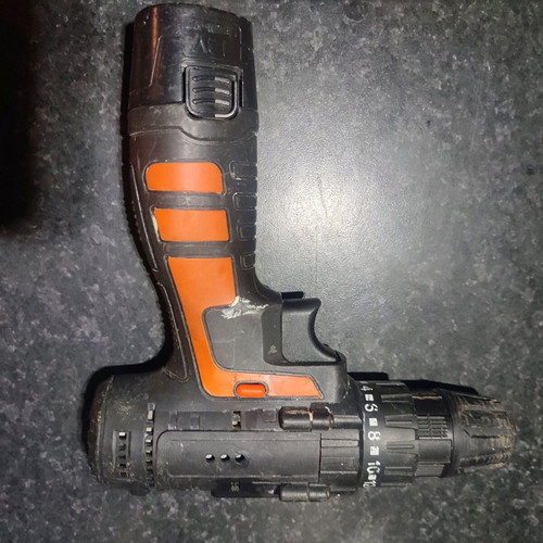 Electric cordless drill used with 2 speeds