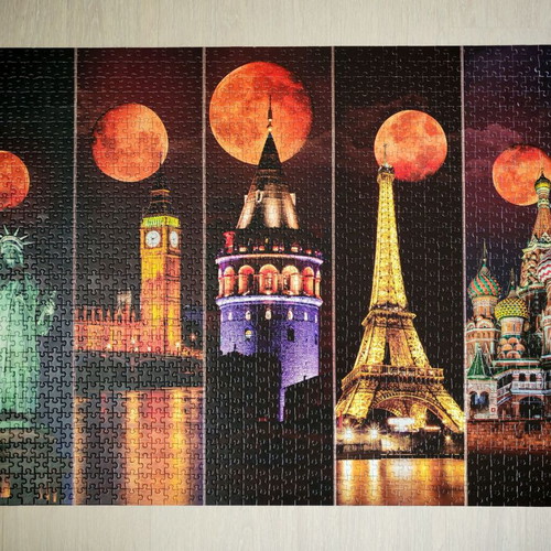 Art Puzzle 1500 pieces like new, Bloody Moon, Eren Malchok
