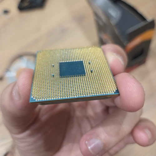 Ryzen 1600 first generation CPU with original cooler