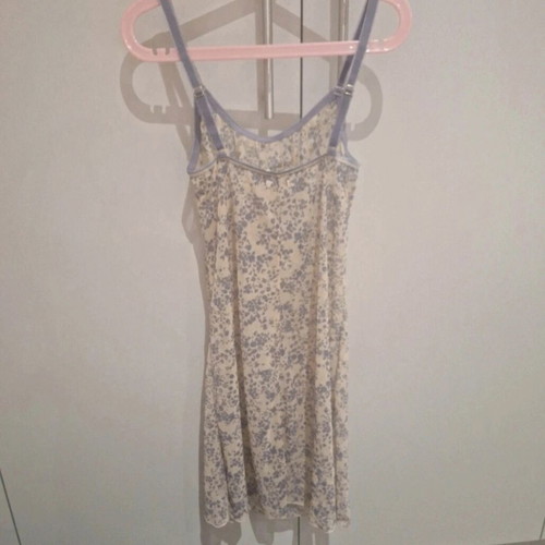 Negligee 2 pieces XS Undercolors of Benetton like new, multicolor