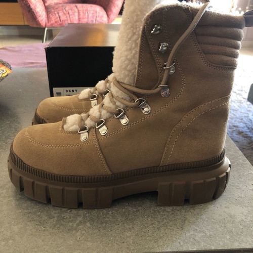 DKNY beige suede ankle boots used size 39