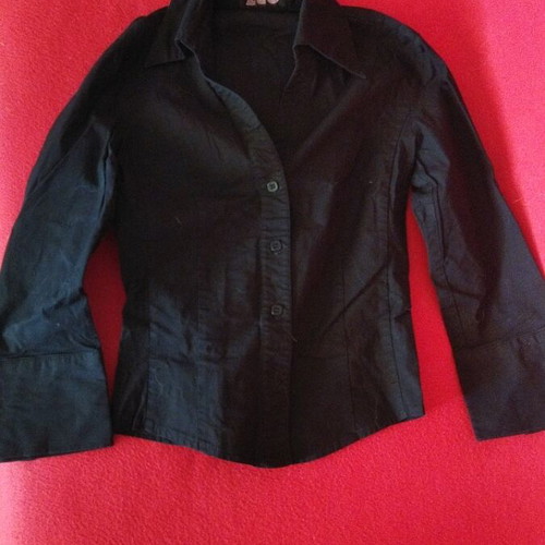 Shirt size S black like new