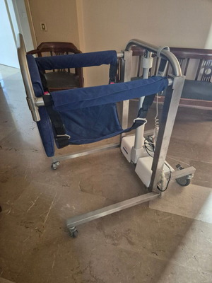 Patient lifting hoist new with free wheelchair toilet gift