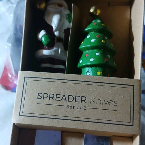 Small Christmas spreader knives new