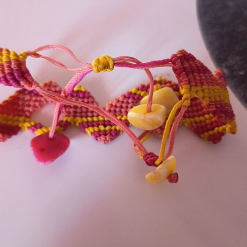 Bracelet and two pairs of earrings handmade, colorful, wood parrots