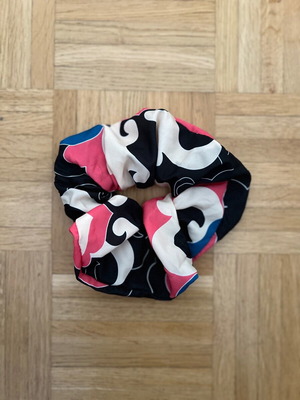 Karavan scrunchie used