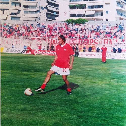 Olympiacos large photo like new