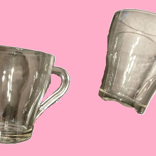 Set of 2 vintage glass cups like new