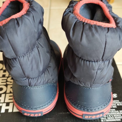Crocs kids winter snow and rain boots size C7 23-24, like new