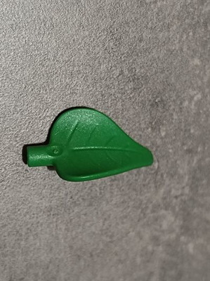 Playmobil leaf piece