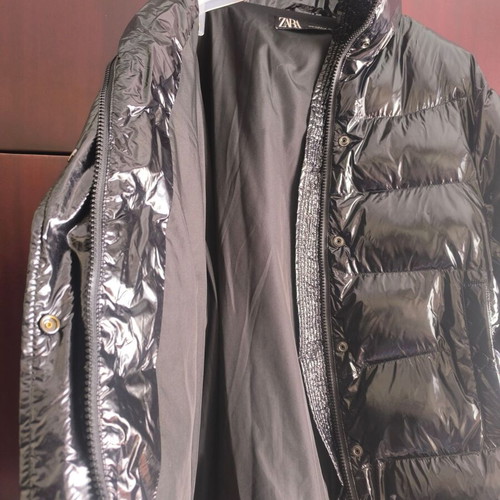 Zara vinyl jacket like new, size M