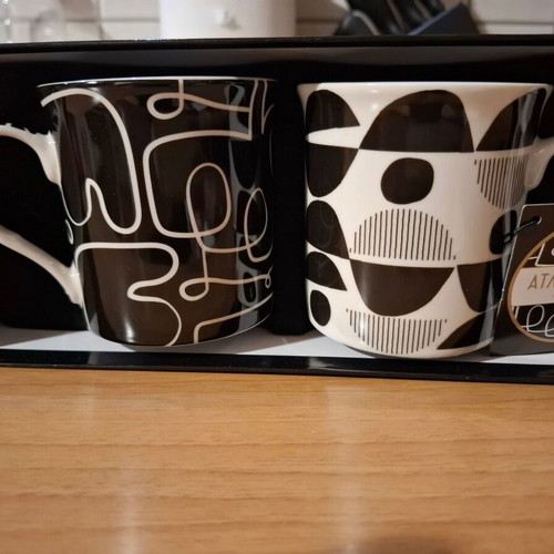 Atmosphere Graffiti ceramic mug set 2 pieces new
