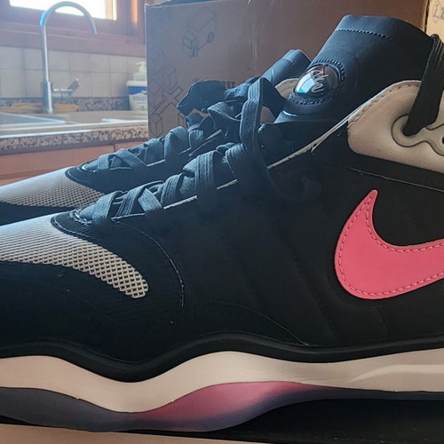 Nike Air Zoom GT Hustle 2 new basketball shoes size 45 black