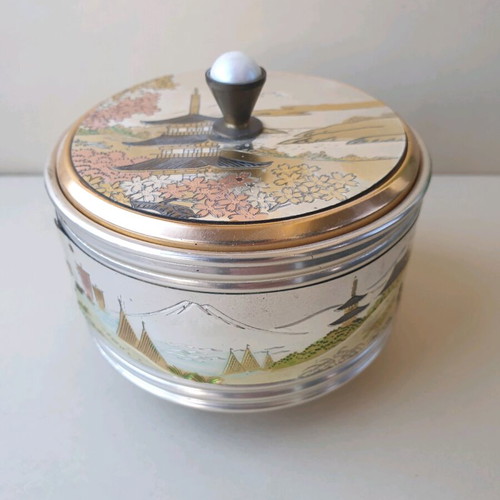 Vintage Japanese Sankyo music powder/jewelry box 1950-1960