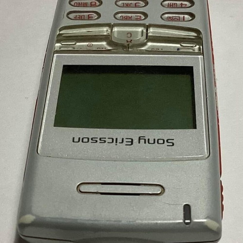 Sony Ericsson T100 vintage used with original battery cover