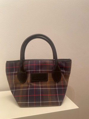 Τσαντάκι χειρός Barbour καρώ σαν καινούργιο