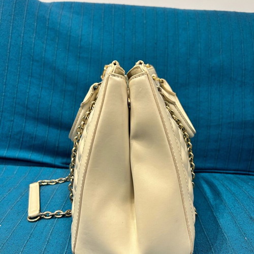 Love Moschino Ivory Quilted Shoulder Bag like new