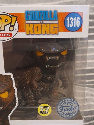 Funko Pop Burning Godzilla glow in the dark special edition new