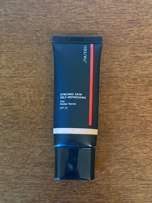 Shiseido Synchro Skin Self-Refreshing Tint μεταχειρισμένο, απόχρωση 325 Medium Keyaki