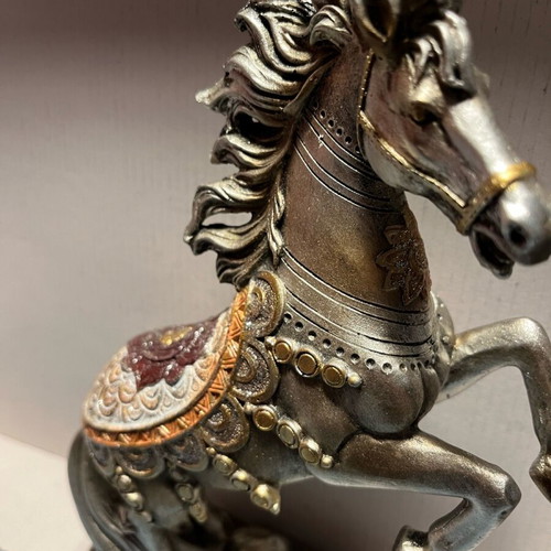 Decorative Fengshui Horse new polyresin silver metallic color