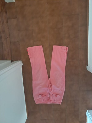 Benetton pink women's jeans like new, fashionable