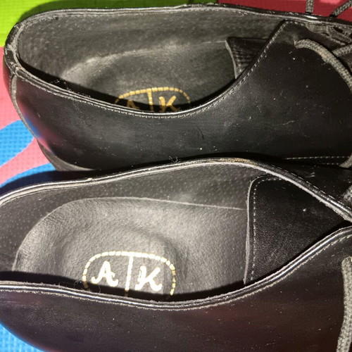 Black men's leather shoes scarponi like new, size 43